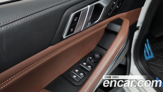 BMW X6 2023 — photo 25