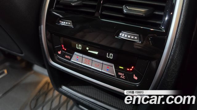 BMW X6 2023 — photo 35