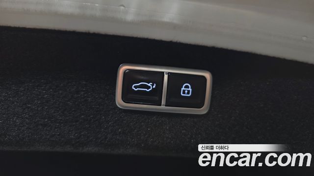 Genesis G80 2022 — photo 23