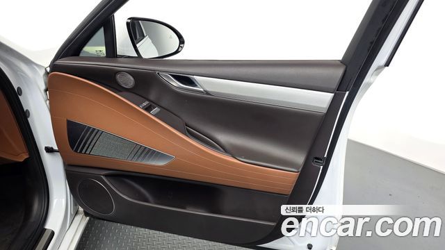 Genesis G80 2022 — photo 14
