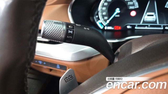 Genesis G80 2022 — photo 27