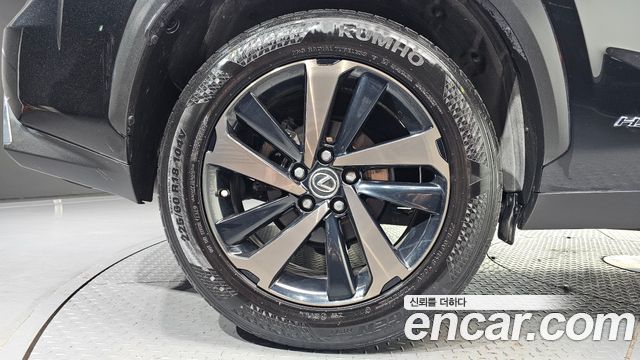 Lexus NX 2019 — photo 5