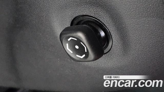Lexus NX 2019 — photo 18
