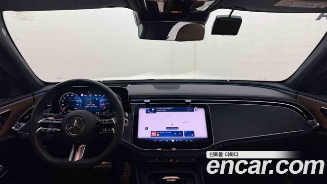 Mercedes-Benz E-Class 2026 — photo 15