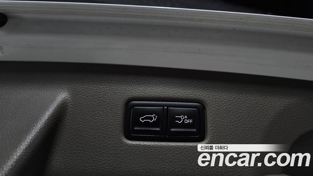 Kia Canival 2023 — photo 15