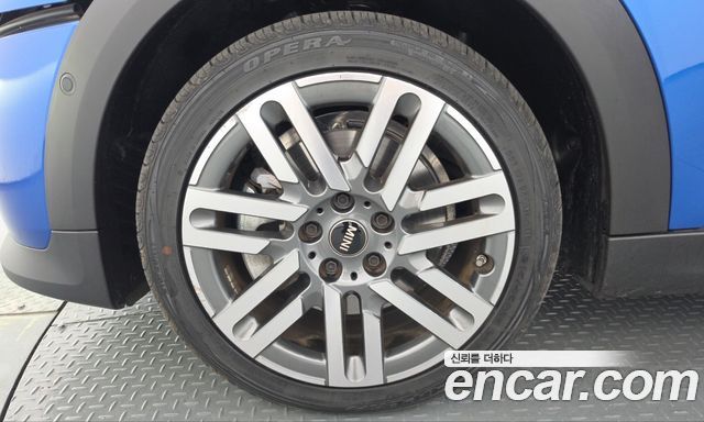 Mini Cooper 2025 — photo 5