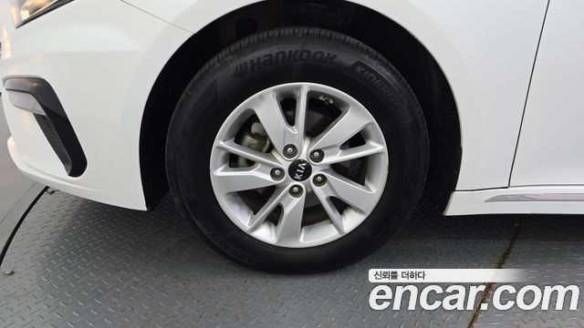Kia K5 2017 — photo 5