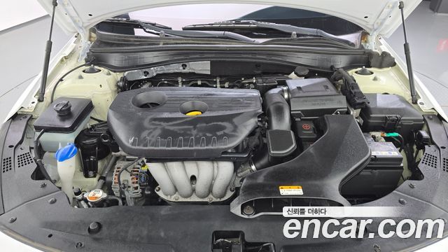 Kia K5 2017 — photo 6