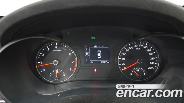 Kia K5 2017 — photo 8