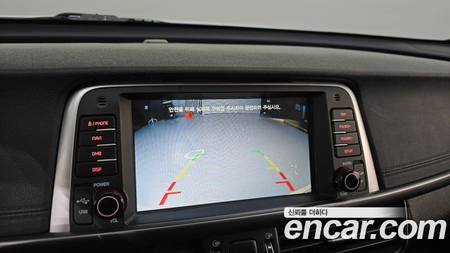 Kia K5 2017 — photo 16