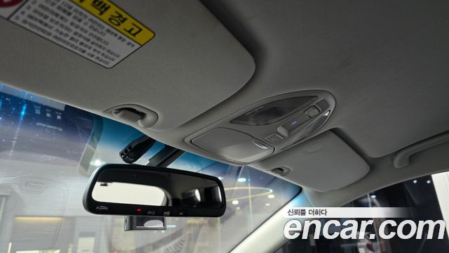 Hyundai Santafe 2017 — photo 24
