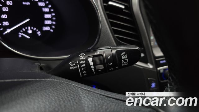 Hyundai Santafe 2017 — photo 26