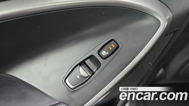 Hyundai Santafe 2017 — photo 27