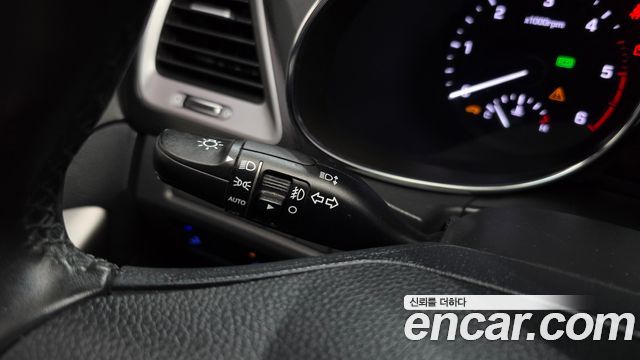 Hyundai Santafe 2017 — photo 28