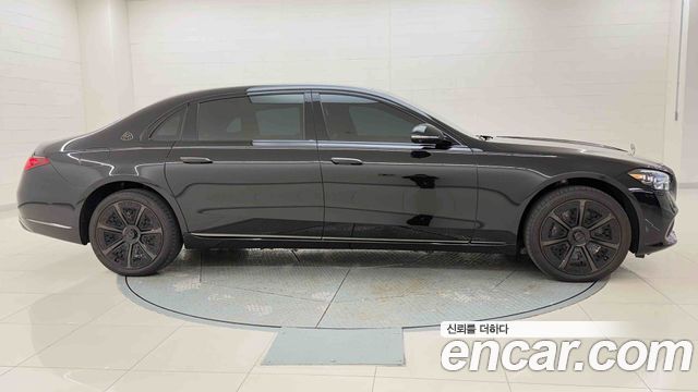 Mercedes-Benz S-Class 2026 — photo 7