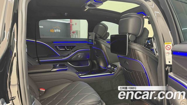 Mercedes-Benz S-Class 2026 — photo 18