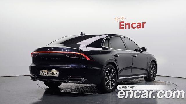 Hyundai Grandeur 2021 — photo 2