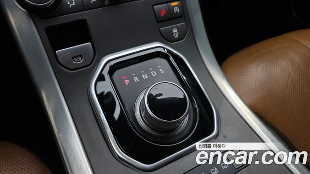 Land Rover Range Rover Evoque 2016 — photo 9