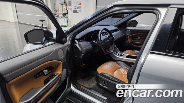 Land Rover Range Rover Evoque 2016 — photo 10