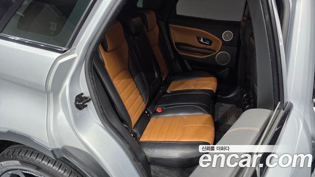 Land Rover Range Rover Evoque 2016 — photo 11