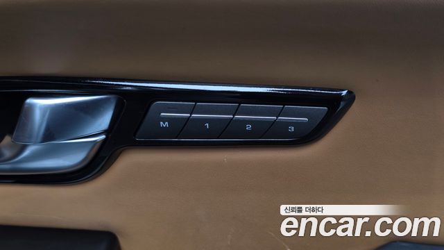 Land Rover Range Rover Evoque 2016 — photo 19