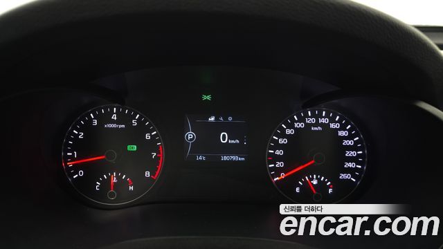 Kia K5 2016 — photo 8