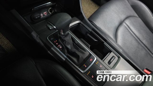 Kia K5 2016 — photo 9