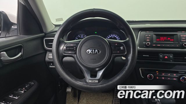 Kia K5 2016 — photo 12