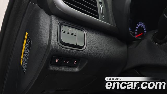 Kia K5 2016 — photo 16