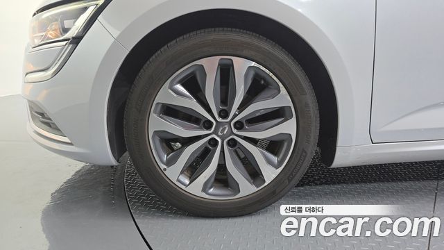 Renault Korea SM6 2016 — photo 5