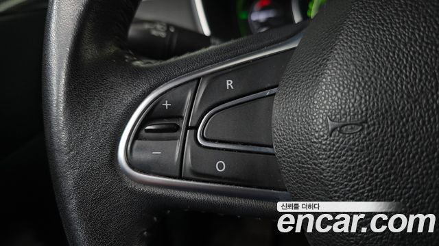 Renault Korea SM6 2016 — photo 30