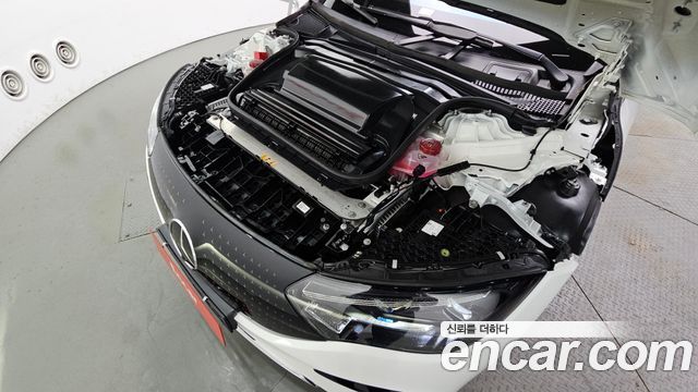 Mercedes-Benz EQE 2023 — photo 6