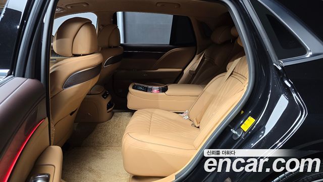 Genesis G90 2027 — photo 18