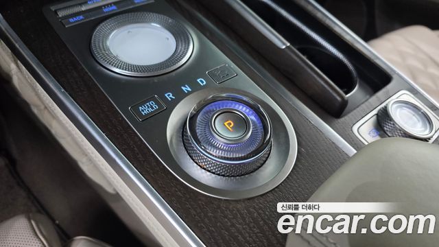 Genesis GV80 2020 — photo 12