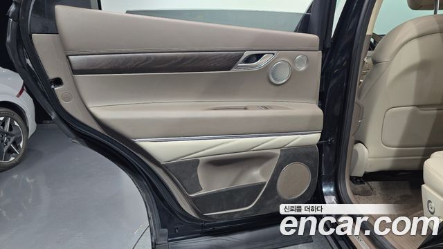 Genesis GV80 2020 — photo 15