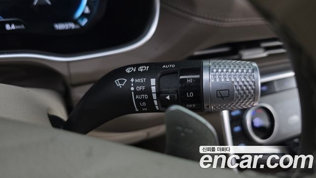 Genesis GV80 2020 — photo 27