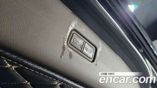 Genesis GV80 2020 — photo 32