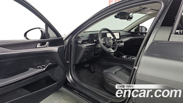 Kia K5 2024 — photo 10