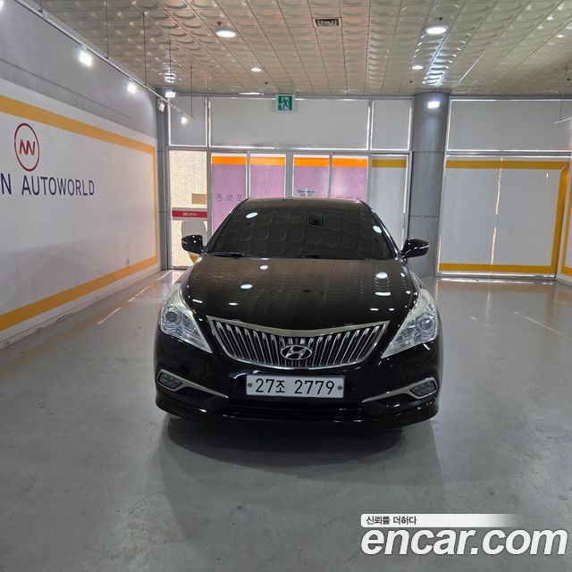 Hyundai Grandeur 2015 — photo 1