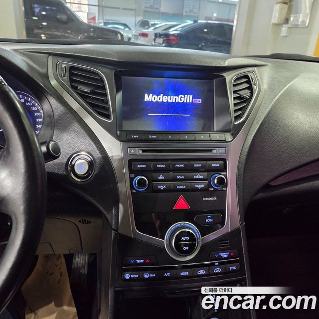 Hyundai Grandeur 2015 — photo 10
