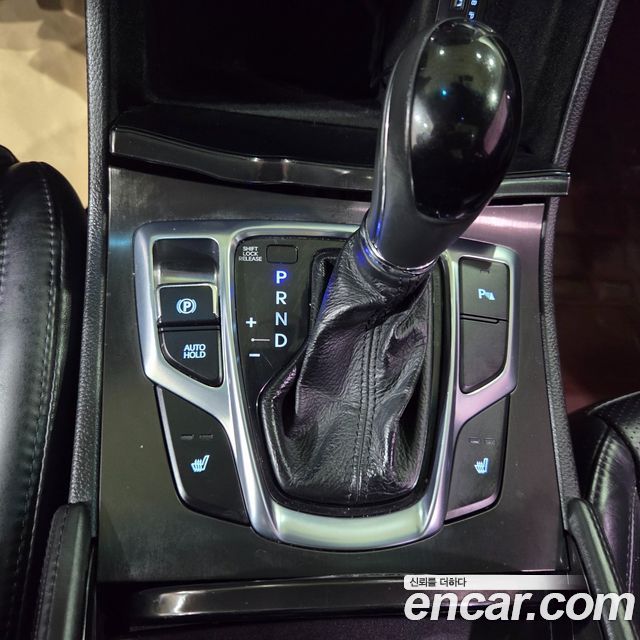 Hyundai Grandeur 2015 — photo 12