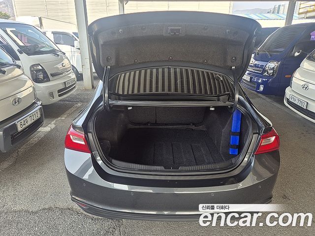 Chevrolet Korea Malibu 2017 — photo 13