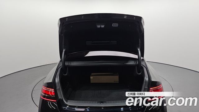 Genesis G90 2023 — photo 26