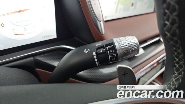 Genesis G90 2023 — photo 28