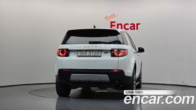 Land Rover Discovery Sport 2018 — photo 4