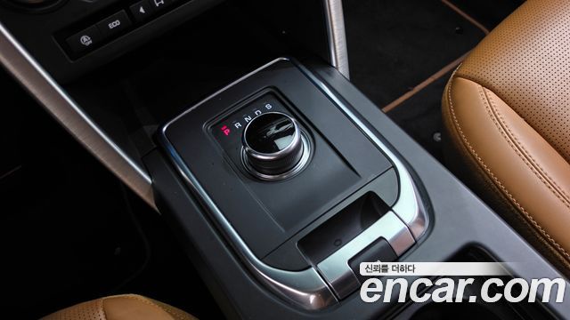 Land Rover Discovery Sport 2018 — photo 12