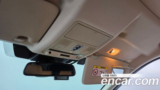 Land Rover Discovery Sport 2018 — photo 25