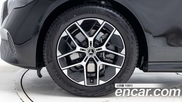 Mercedes-Benz E-Class 2026 — photo 5