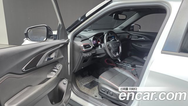 Chevrolet Korea Trailblazer 2021 — photo 13