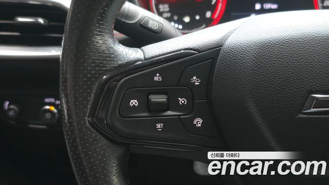 Chevrolet Korea Trailblazer 2021 — photo 32